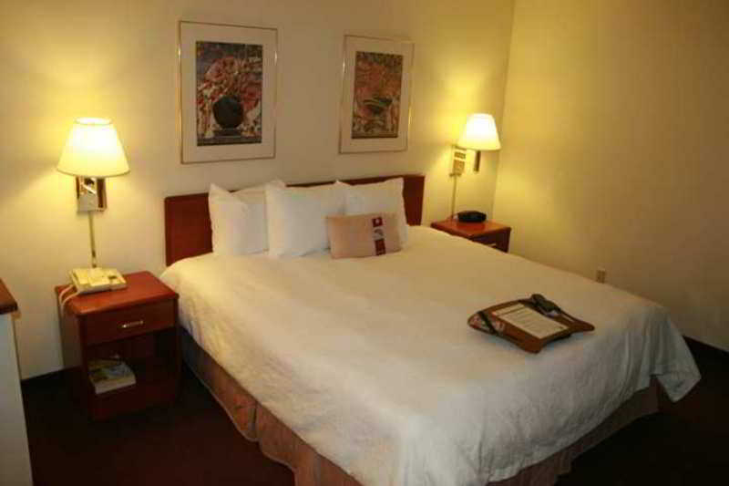 Hampton Inn Houston Willowbrook Mall Oda fotoğraf